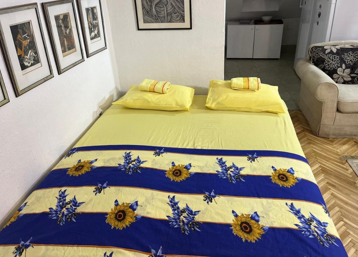 Apartamento Srba Belgrado Exterior foto